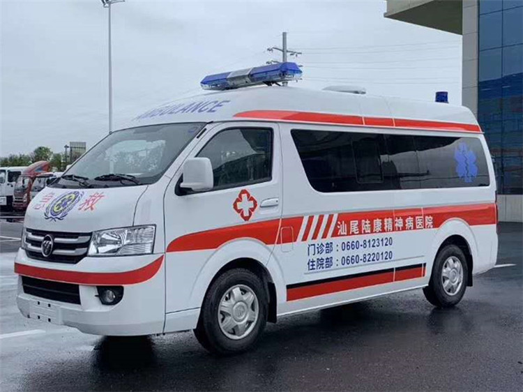 福田風(fēng)景G7面包高頂救護(hù)車(chē)