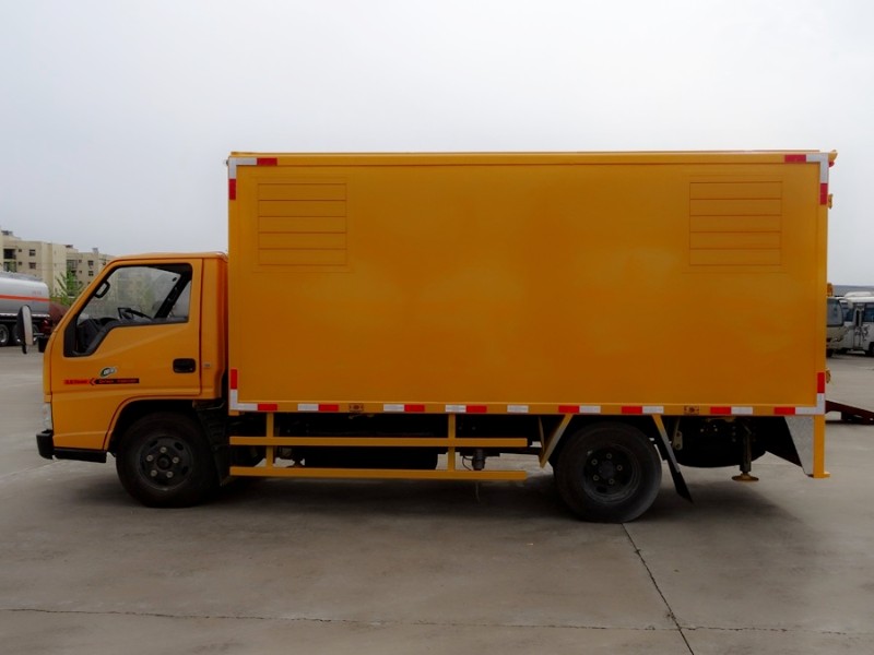 江鈴小型應(yīng)急發(fā)電車、電源車