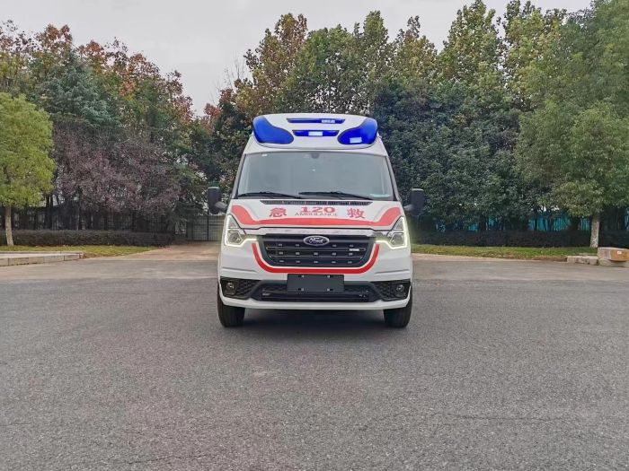 福特新世代v348救護(hù)車！