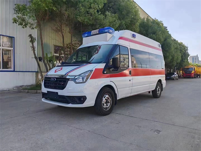 福特新世代V348長軸高頂救護車！